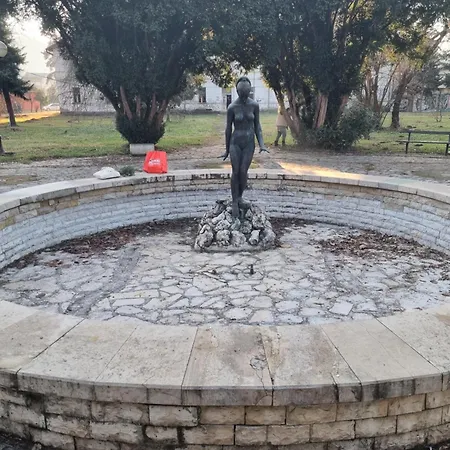 Апартаменты Ristovic Preko Puta Poste Poste 01 *